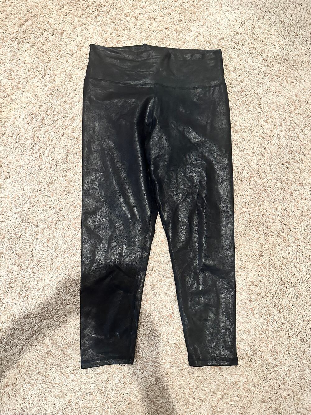 Offline by Aerie Black Faux Leather Look Leggings XL Short